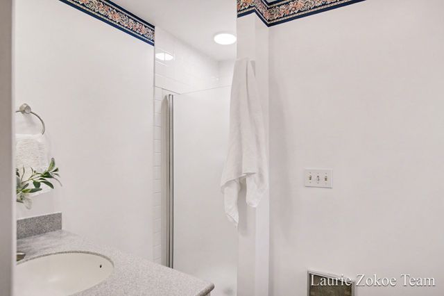 1181 Lake Michigan Drive NW, Grand Rapids, MI 49534