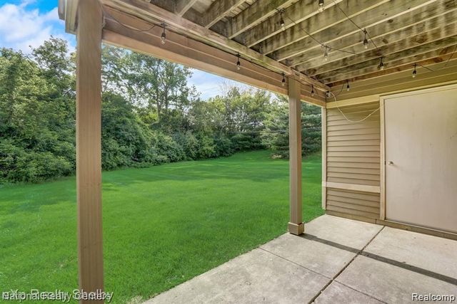 175 Briarcrest Drive 111, Ann Arbor, MI 48104