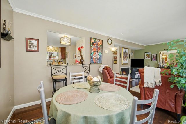 175 Briarcrest Drive 111, Ann Arbor, MI 48104