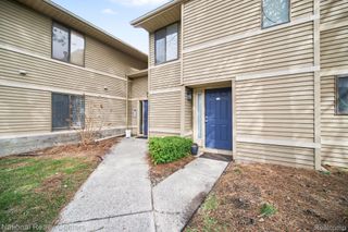 175 Briarcrest Drive 111, Ann Arbor, MI 48104