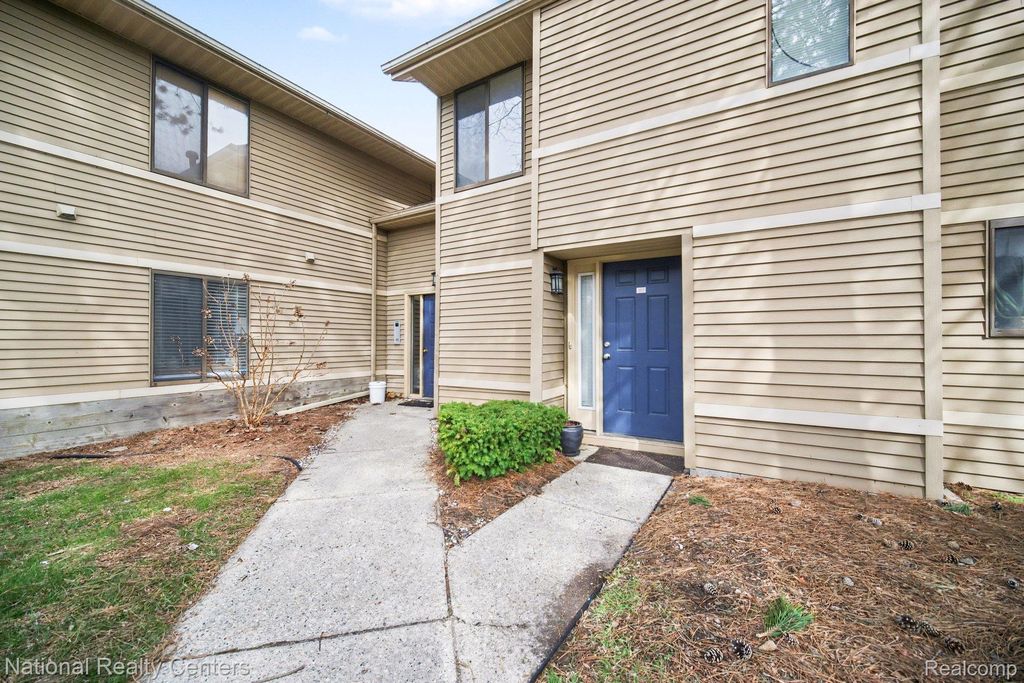 175 Briarcrest Drive 111, Ann Arbor, MI 48104