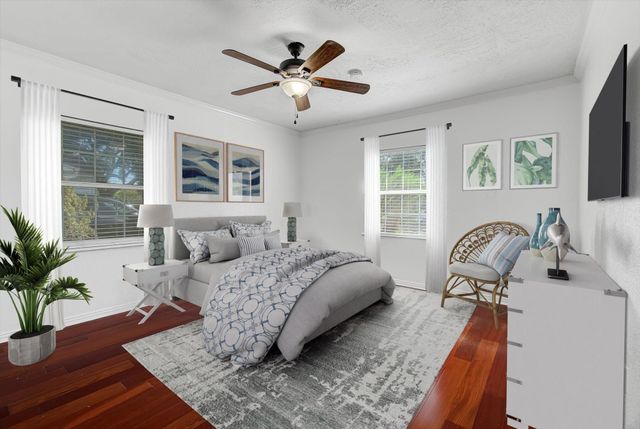 116 Tarpon Avenue, Galveston, TX 77550