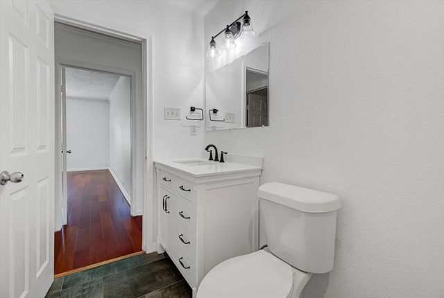 116 Tarpon Avenue, Galveston, TX 77550