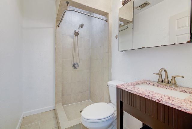 116 Tarpon Avenue, Galveston, TX 77550