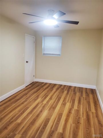 3667 Steins Street, St Louis, MO 63116