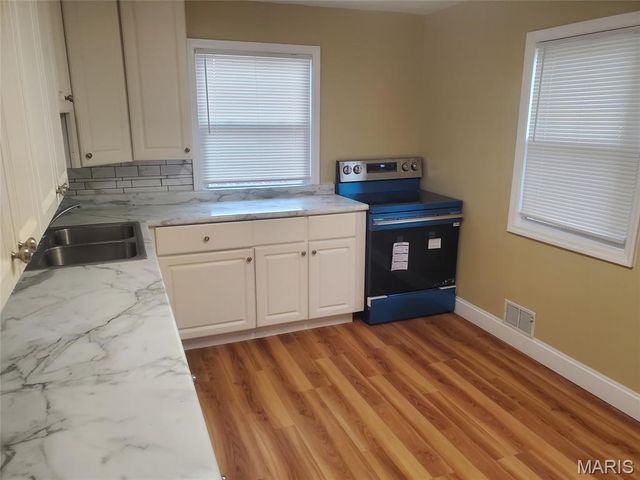 3667 Steins Street, St Louis, MO 63116