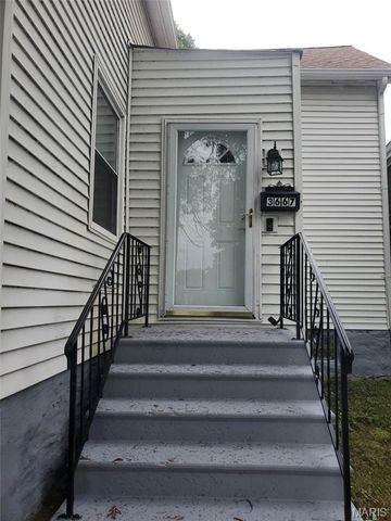 3667 Steins Street, St Louis, MO 63116