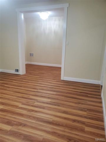 3667 Steins Street, St Louis, MO 63116