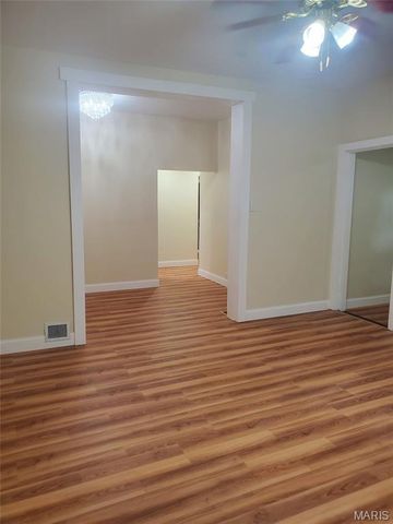 3667 Steins Street, St Louis, MO 63116