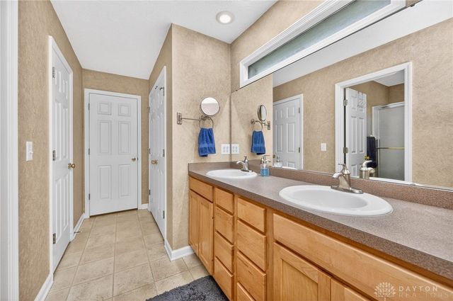 1576 Rockleigh Road, Washington Twp, OH 45458
