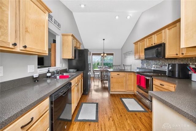 1576 Rockleigh Road, Washington Twp, OH 45458