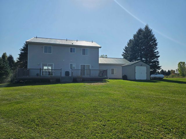 2454 Cambridge Way, Gladwin, MI 48624