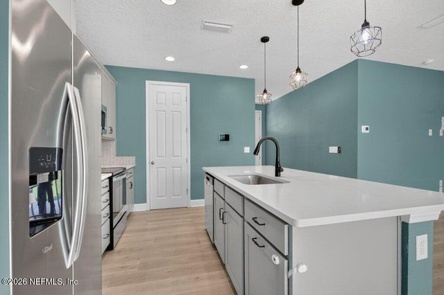 5065 SAWMILL POINT Way, Jacksonville, FL 32210