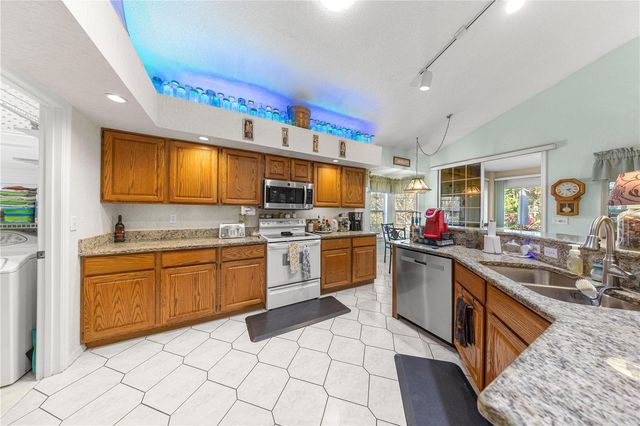 11451 SW 82ND COURT ROAD, Ocala, FL 34481