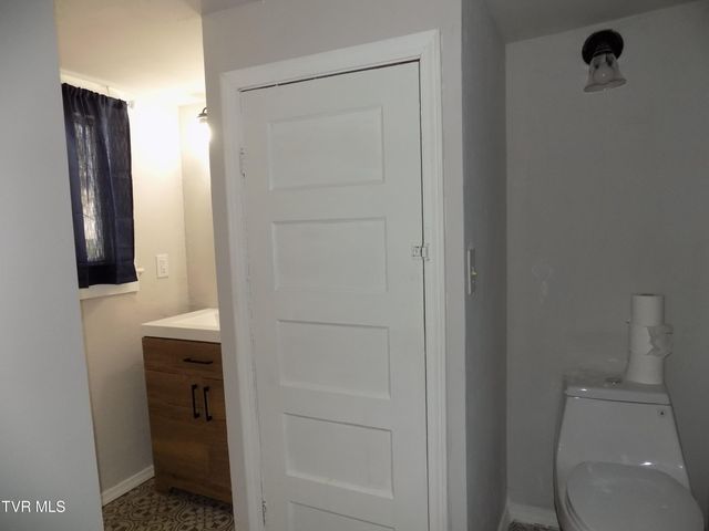 1200 East McKinney Avenue, Rogersville, TN 37857