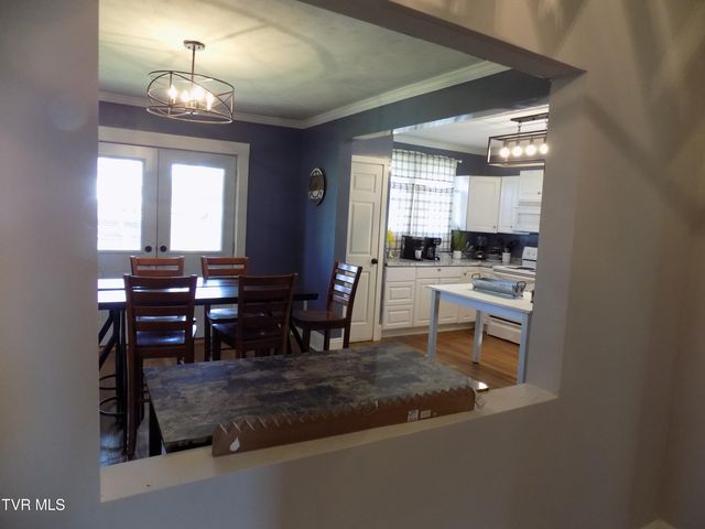 1200 East McKinney Avenue, Rogersville, TN 37857