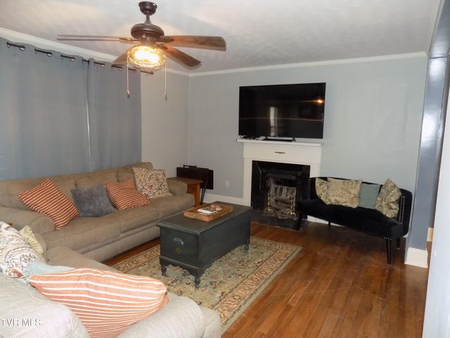 1200 East McKinney Avenue, Rogersville, TN 37857