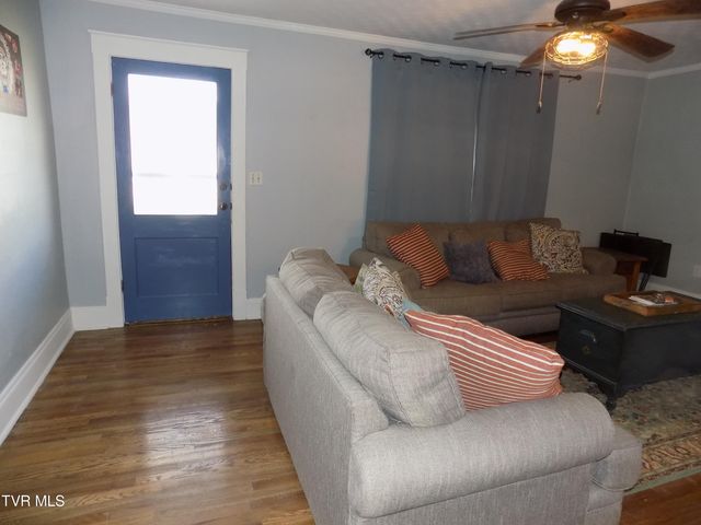 1200 East McKinney Avenue, Rogersville, TN 37857