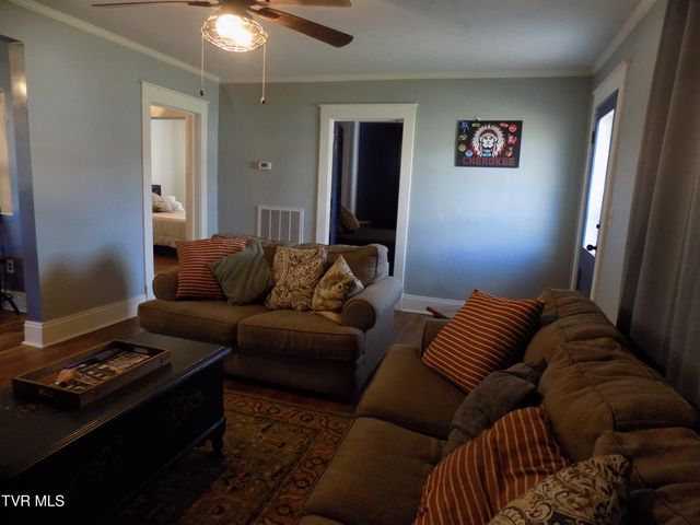 1200 East McKinney Avenue, Rogersville, TN 37857