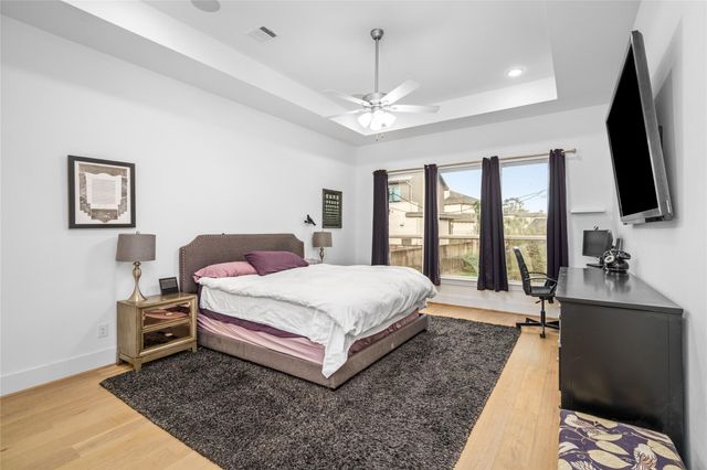 5319 Braesheather Drive, Houston, TX 77096