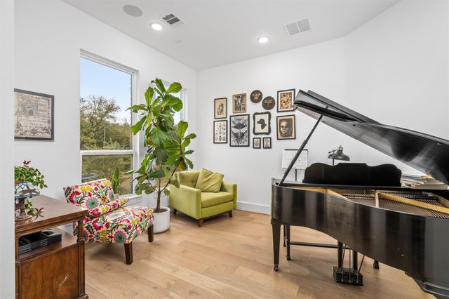 5319 Braesheather Drive, Houston, TX 77096