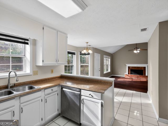 4859 Terrace Green Trace, Stone Mountain, GA 30088