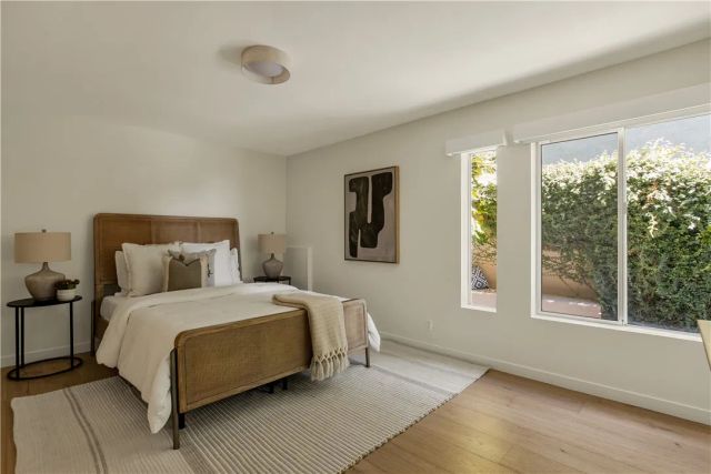 928 Quivera Street, Laguna Beach, CA 92651