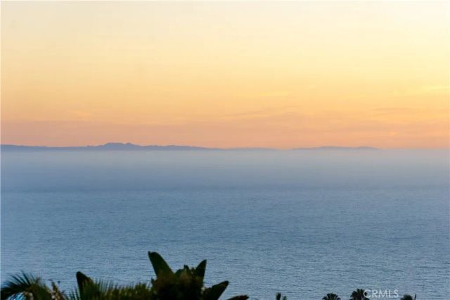 928 Quivera Street, Laguna Beach, CA 92651