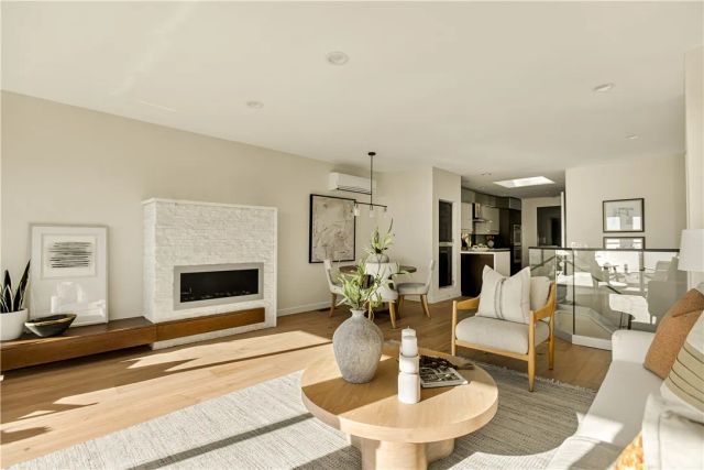 928 Quivera Street, Laguna Beach, CA 92651