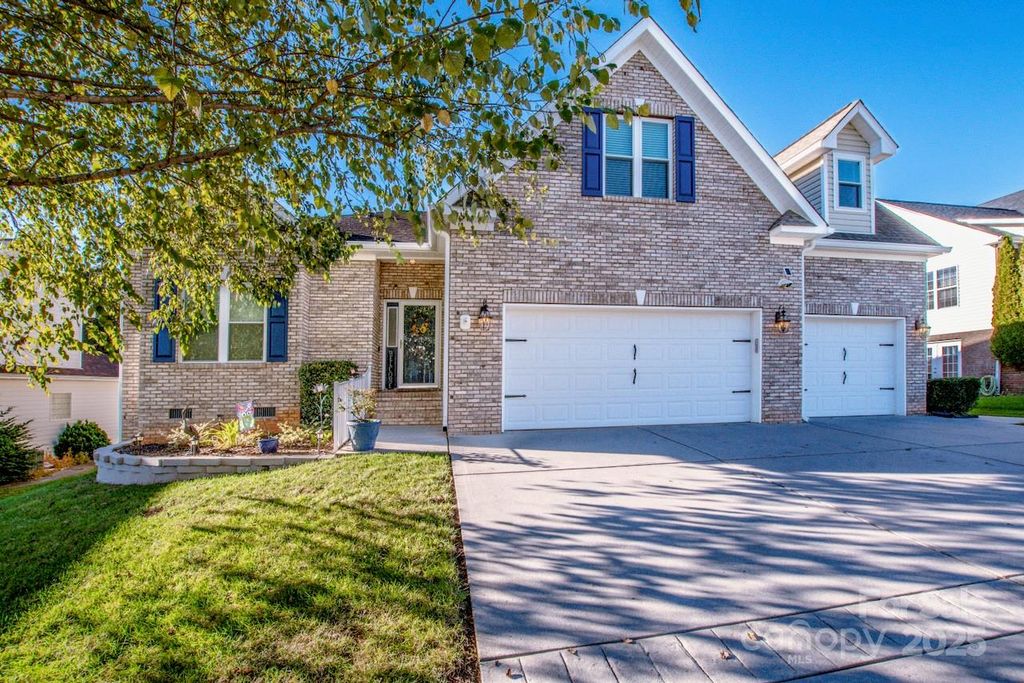 132 Quail Haven Drive, Troutman, NC 28166