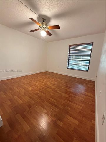 1300 SW 122nd Ave 107-2, Miami, FL 33184