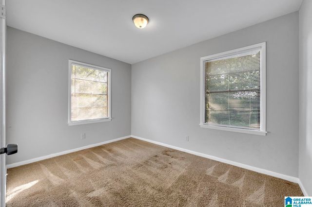 513 20TH AVENUE NE, Center Point, AL 35215