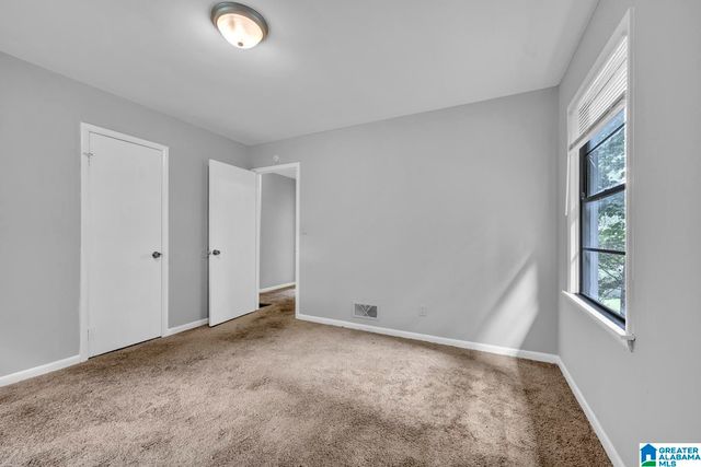 513 20TH AVENUE NE, Center Point, AL 35215