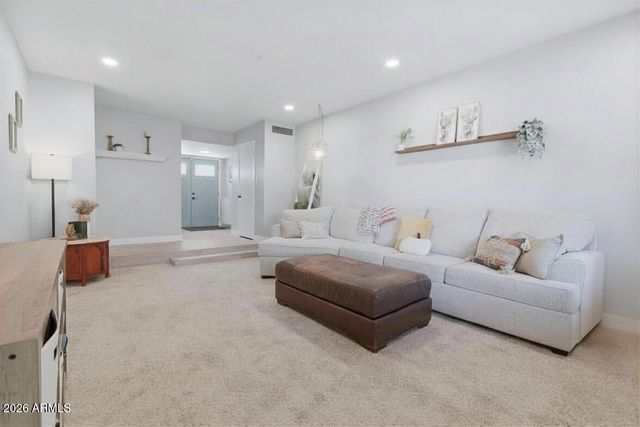 2926 W LAMAR Road, Phoenix, AZ 85017