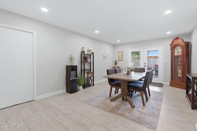 2926 W LAMAR Road, Phoenix, AZ 85017