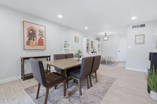 2926 W LAMAR Road, Phoenix, AZ 85017