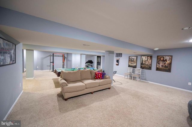 424 PROSPECT HILL BLVD, Charles Town, WV 25414