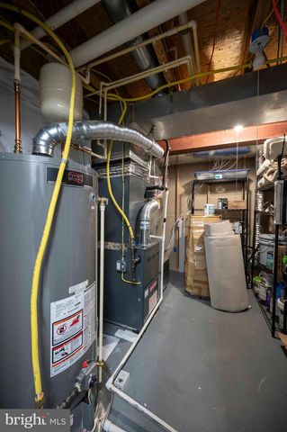 424 PROSPECT HILL BLVD, Charles Town, WV 25414