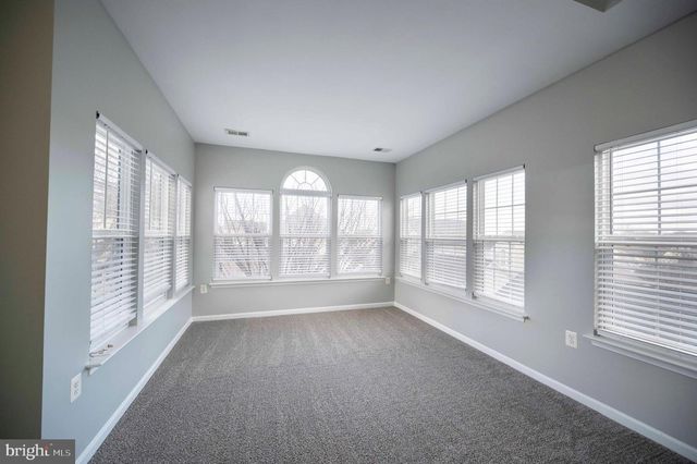 424 PROSPECT HILL BLVD, Charles Town, WV 25414