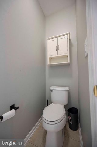 424 PROSPECT HILL BLVD, Charles Town, WV 25414