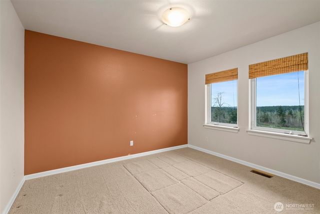 44010 14th Avenue E, Eatonville, WA 98328