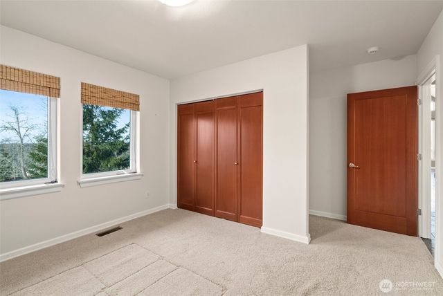 44010 14th Avenue E, Eatonville, WA 98328