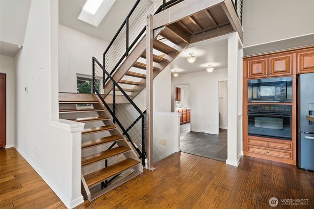 44010 14th Avenue E, Eatonville, WA 98328