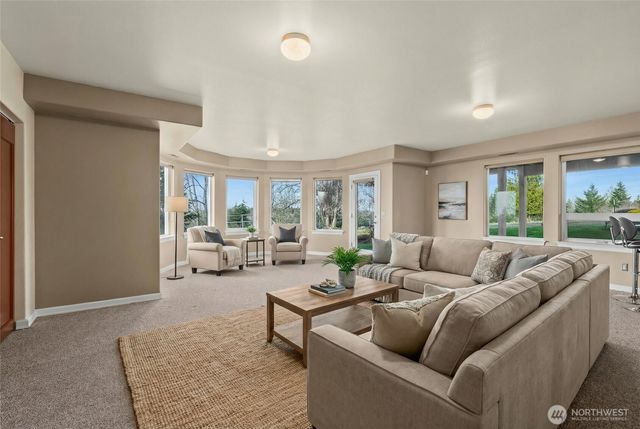 44010 14th Avenue E, Eatonville, WA 98328