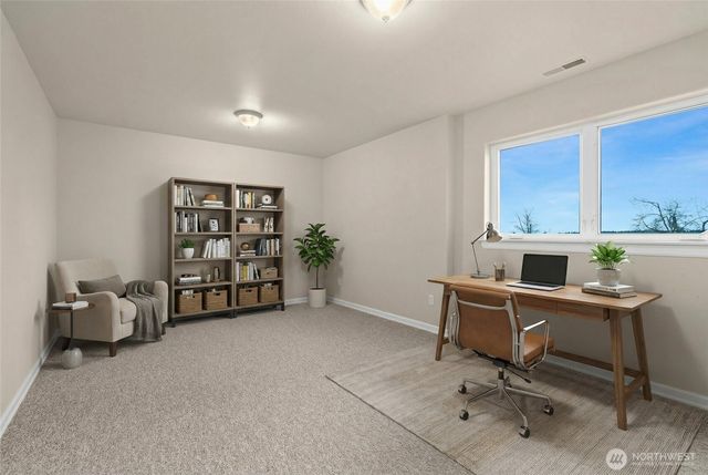 44010 14th Avenue E, Eatonville, WA 98328