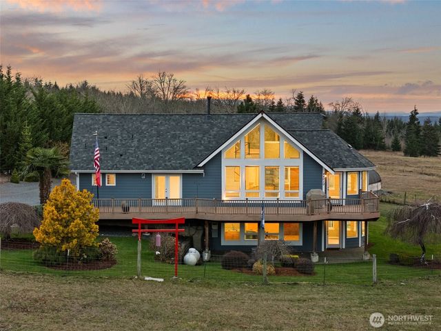44010 14th Avenue E, Eatonville, WA 98328