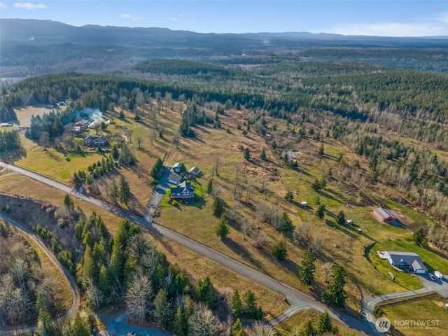 44010 14th Avenue E, Eatonville, WA 98328