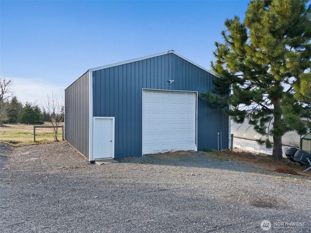 44010 14th Avenue E, Eatonville, WA 98328