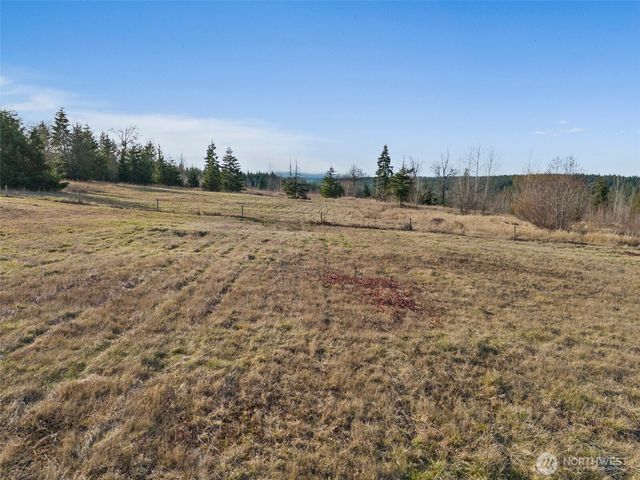 44010 14th Avenue E, Eatonville, WA 98328