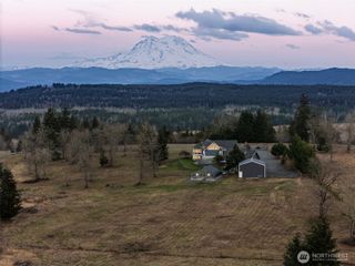 44010 14th Avenue E, Eatonville, WA 98328